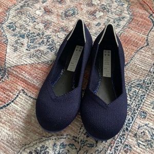 Rothys White Halo Navy Flats